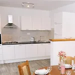 Apartment With Parking Space - Korcula - 4459 *