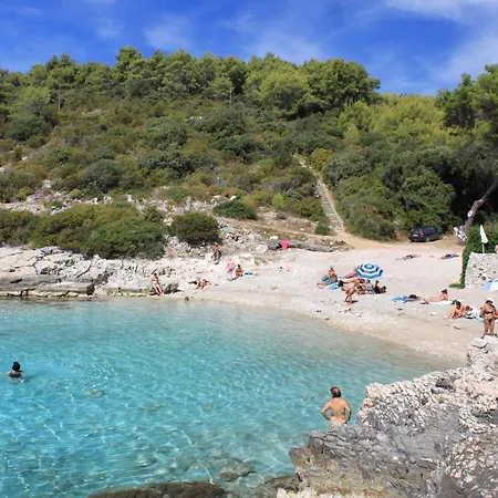 With Parking Space Zavalatica, Korcula - 4459 زافالاتيكا