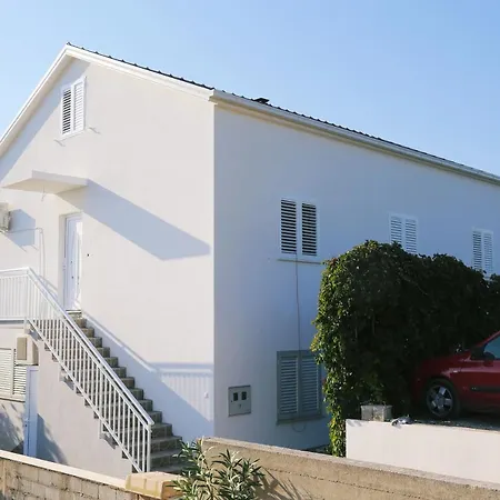 Apartment With Parking Space - Korcula - 4459 Zavalatica