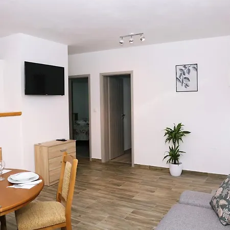 شقة With Parking Space Zavalatica, Korcula - 4459 زافالاتيكا