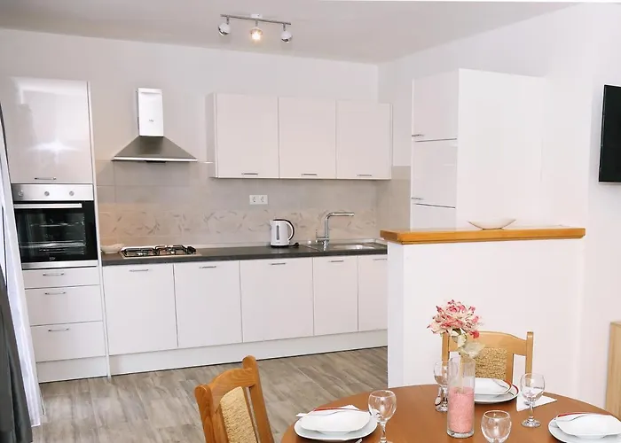 Apartament With Parking Space - Korcula - 4459 *